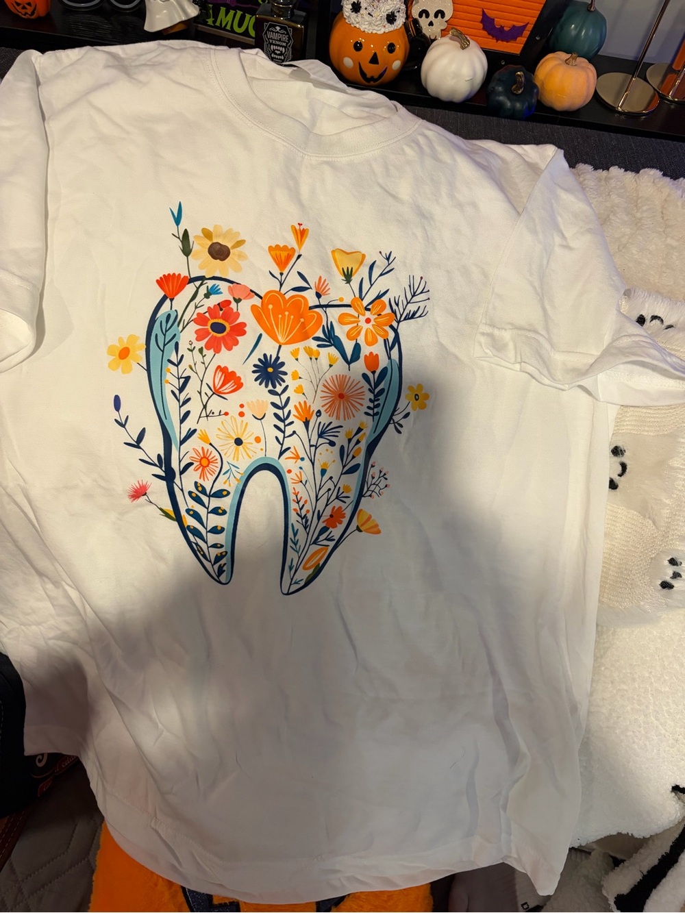 White Floral Tooth Graphic Tee NWOT